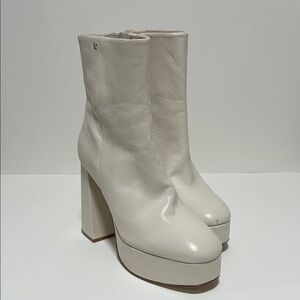 Larroude Cream Platform Heeled Boots